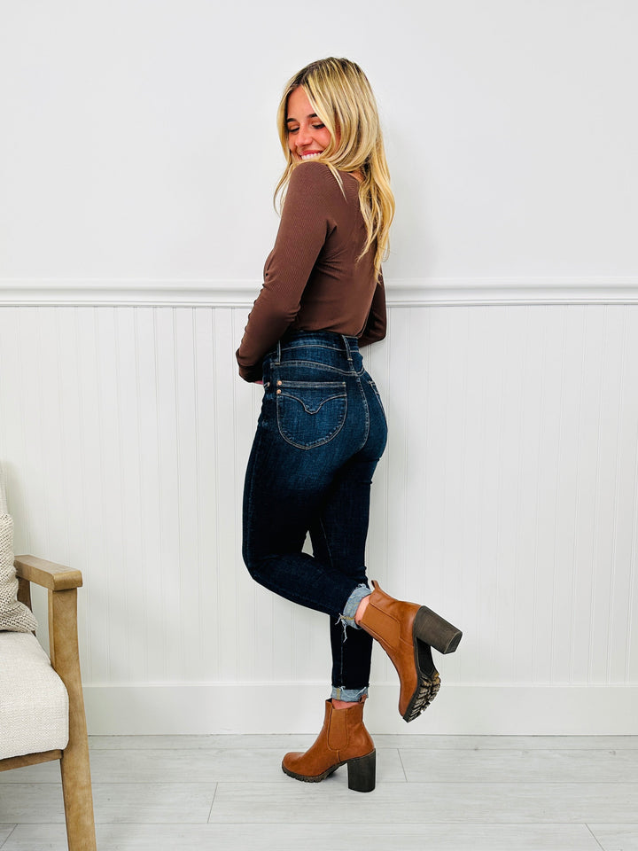 Charlotte Sculpting Skinny Jeans