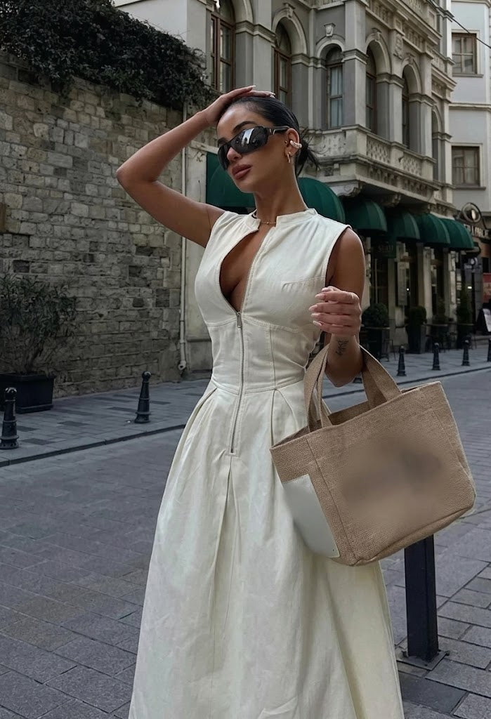 Livia | Sculpted Summer Maxi Dress