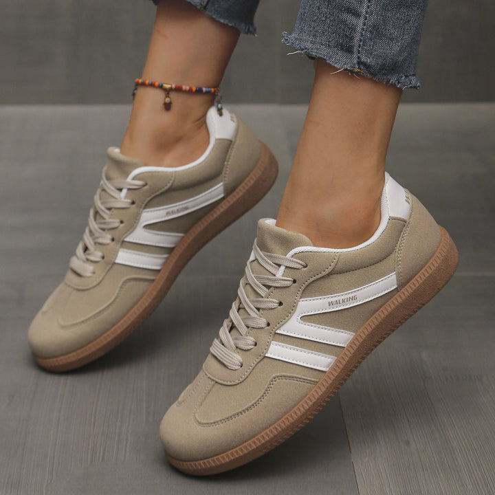Amélie Orthopedic Sneakers