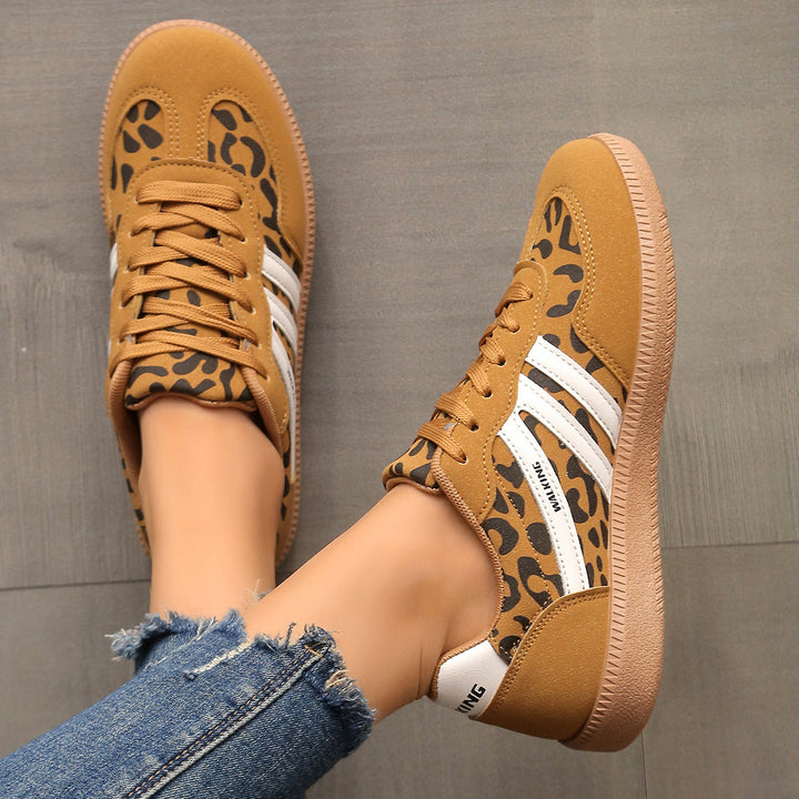 Amélie Orthopedic Sneakers