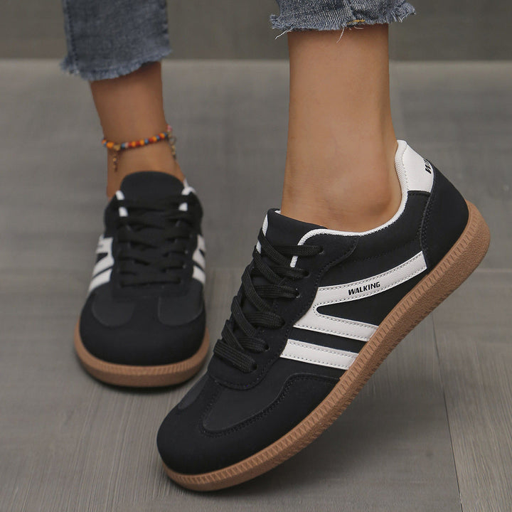 Amélie Orthopedic Sneakers