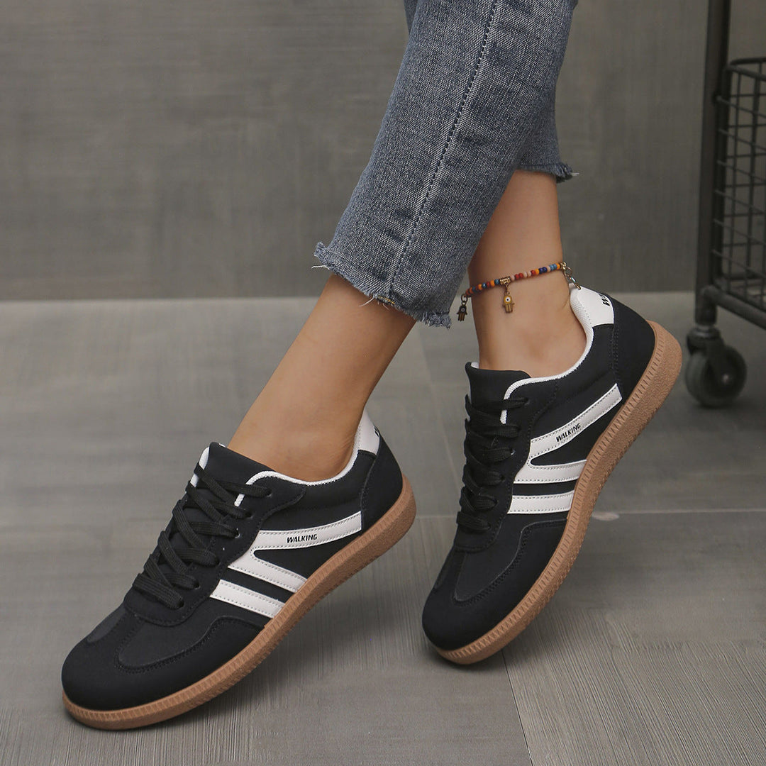 Amélie Orthopedic Sneakers
