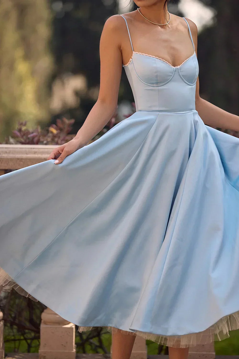 Charlotte | Sculpted Fit Midi Dress
