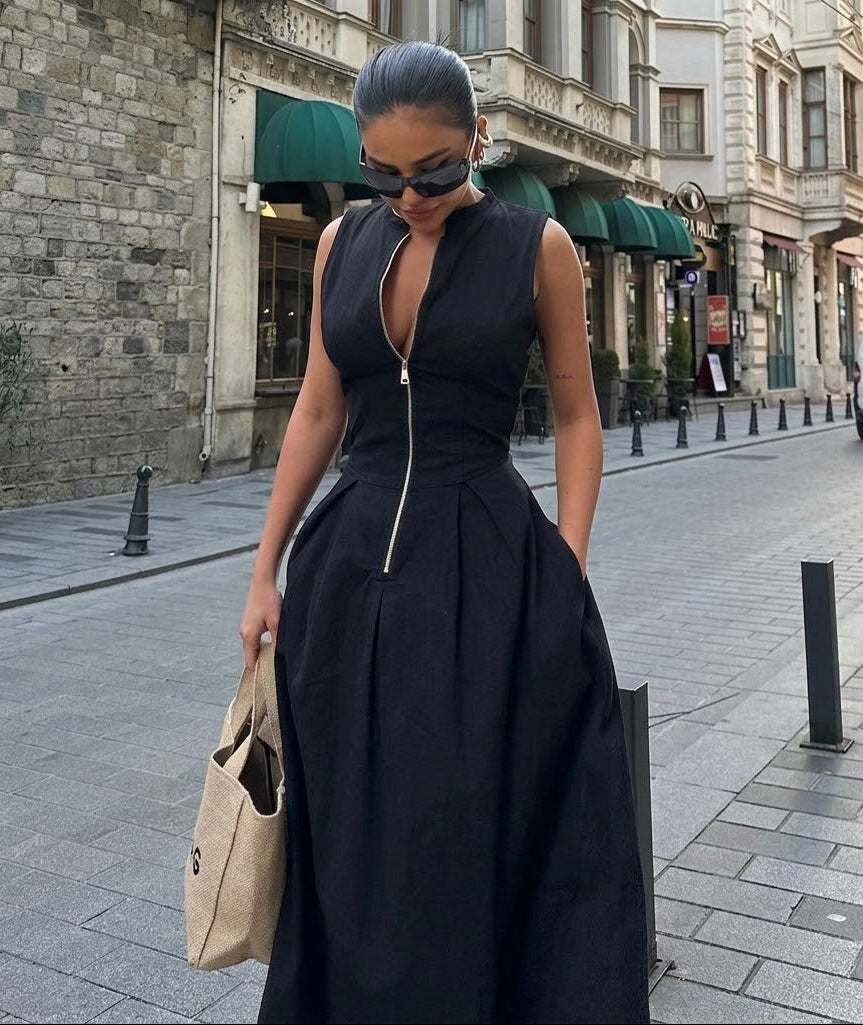 Livia | Sculpted Summer Maxi Dress