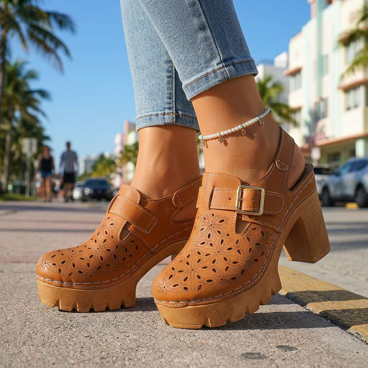 Amélie Clogs