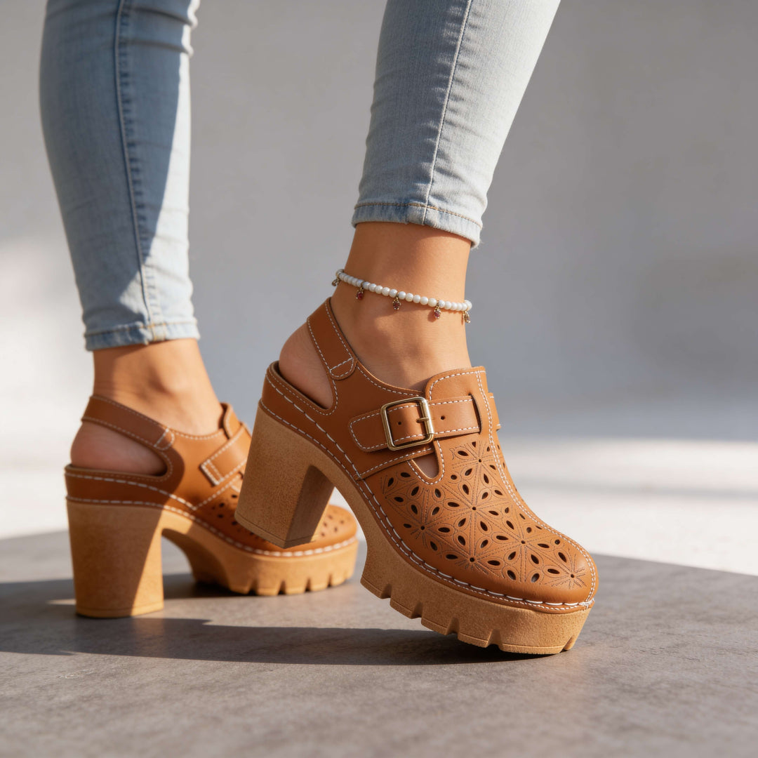 Amélie Clogs