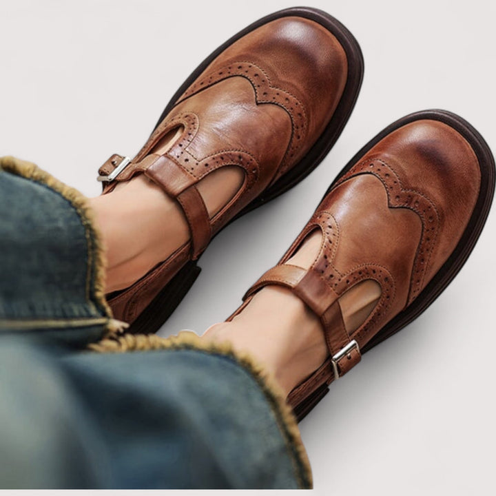 Emma | Classic Buckle Leather Shoes